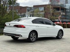 Volkswagen Bora 200TSI DSG Yuexi Pro - ფოტო 4
