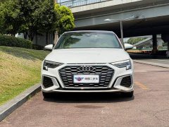 Audi A3 2022 Sportback 35 TFSI Fashion Sport - ფოტო 2