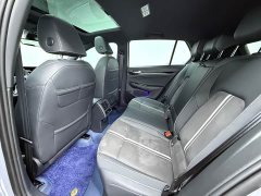Volkswagen Golf 2023 280TSI DSG R-Line - ფოტო 11