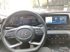 Hyundai Elantra 2022 1.5L CVT Luxury - ფოტო 7