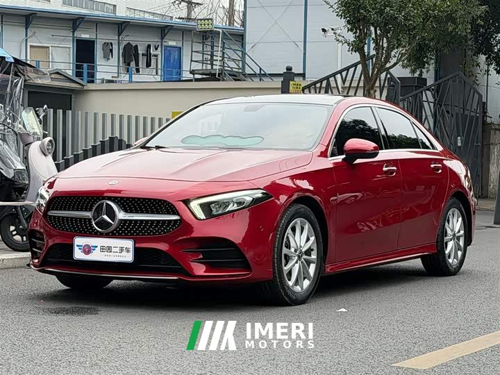 Mercedes-Benz A-Class A 200 L Sport Sedan Fashion Edition