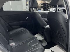 Hyundai Elantra 1.5L CVT GLX Elite - ფოტო 14