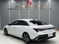 Hyundai Elantra 1.5L CVT GLX Elite - ფოტო 4