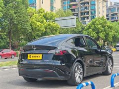 Tesla Model Y 2022 Facelift Rear-Wheel Drive - ფოტო 14