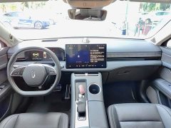 AITO Wenjie M5 Extended Range AWD Ultimate Edition - ფოტო 10