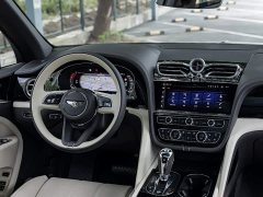Bentley Bentayga 4.0T V8 Long Wheelbase - ფოტო 11