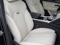 Bentley Bentayga 4.0T V8 Long Wheelbase - ფოტო 18
