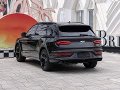 Bentley Bentayga 4.0T V8 Long Wheelbase - ფოტო 6