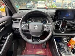 Toyota Crown Venza 2021 2.5L HEV AWD Luxury - ფოტო 14