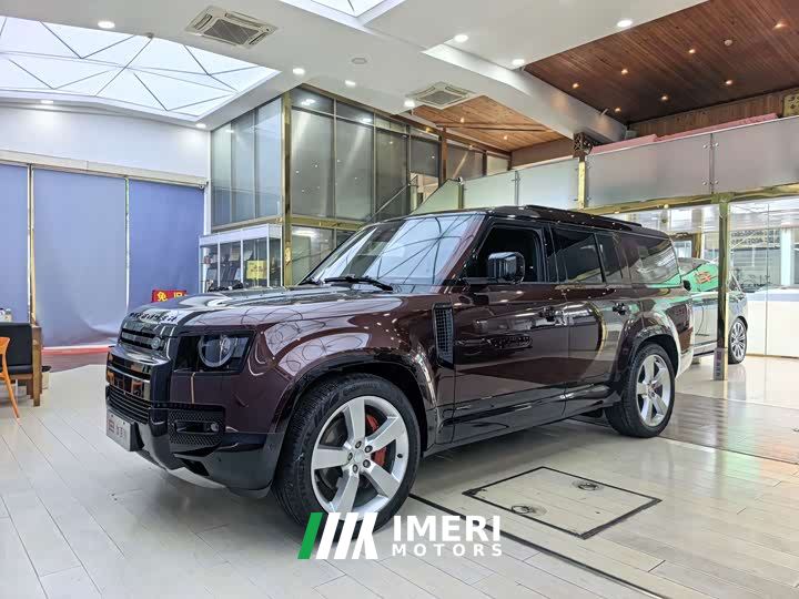 Land Rover Defender 130 3.0T P400 X