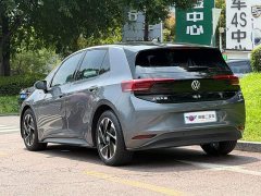 Volkswagen ID.3 Outstanding Edition - ფოტო 4