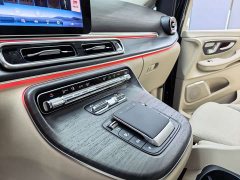 Mercedes-Benz V-Class 2024 V 300 L Long Wheelbase Luxury Edition - ფოტო 10