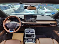 Lincoln Explorer 2021 2.7T AWD Prestige - ფოტო 10