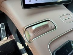 NIO ES8 100kWh Signature Edition - ფოტო 10