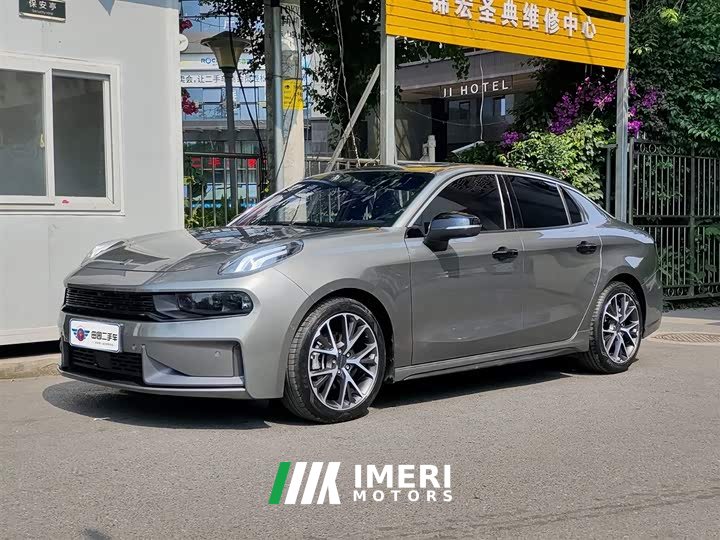 Lynk & Co Geely Lynk & Co 03 2022 2.0T Diesel DCT Vigor Plus - ავტომობილი ჩინეთიდან