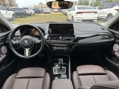 BMW 1 Series 120i M Sport Night Edition - ფოტო 9