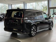 Volvo EM90 2025 Ultra six-seater - ფოტო 8