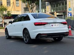 Audi A4L 40 TFSI Luxury Dynamic - ფოტო 4