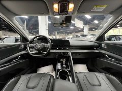 Hyundai Elantra 1.5L CVT Luxury - ფოტო 17