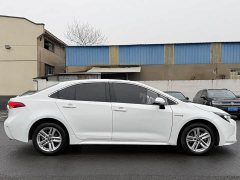 Toyota Corolla Hybrid 1.8H E-CVT Luxury - ფოტო 13