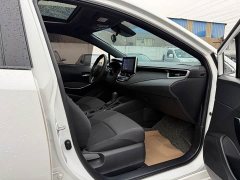 Toyota Corolla Hybrid 1.8H E-CVT Luxury - ფოტო 15