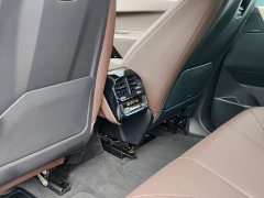 BMW iX xDrive40 - ფოტო 9