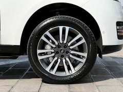 Land Rover Range Rover 3.0 L6 400PS Grand Long Wheelbase Edition - ფოტო 6