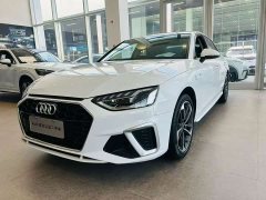 Audi A4L 40 TFSI Fashion Dynamic - ფოტო 1