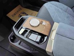BMW iX xDrive40 - ფოტო 16