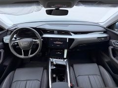 Audi e-tron 50 quattro Luxury - ფოტო 15