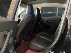 Tesla Model Y Rear-Wheel Drive - ფოტო 6