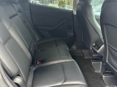 Tesla Model Y Rear-Wheel Drive - ფოტო 14