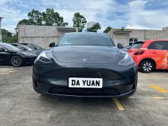 Tesla Model Y Rear-Wheel Drive - ფოტო 3
