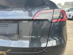 Tesla Model Y Rear-Wheel Drive - ფოტო 5
