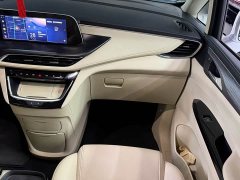 Buick GL8 New Energy Lusang Respect Edition - photo 11