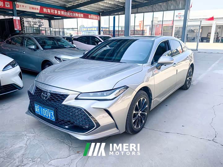 Toyota Avalon 2.5L Luxury - ავტომობილი ჩინეთიდან