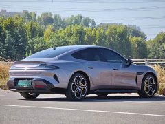 Xiaomi SU7 Rear-Wheel Drive Long Range Smart Driving Edition - ფოტო 9