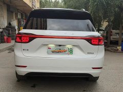 AITO M9 Extended Range Ultra 52kWh 6-Seater - ფოტო 14