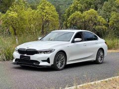 BMW 3 Series 320i M Sport Package - ფოტო 3