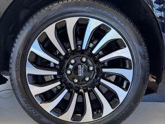 Lincoln Navigator 2024 3.5T Presidential Edition - ფოტო 12