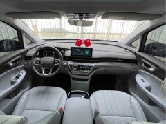 SAIC MG iMAX8 400TGI Comfort Edition - ფოტო 12