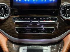 Mercedes-Benz Vito 2021 2.0T Elite 7-Seater - ფოტო 13