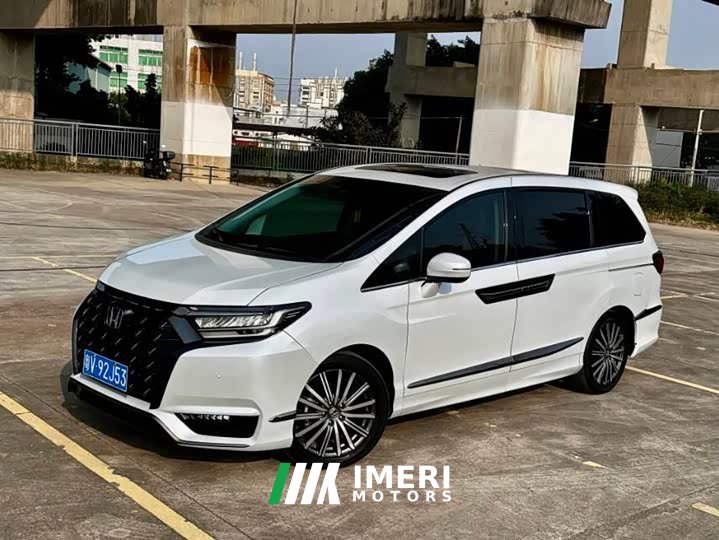Honda Elysion 2.0L e:HEV Classic - ავტომობილი ჩინეთიდან