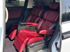 Honda Elysion 2.0L e:HEV Classic - ფოტო 10