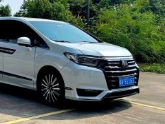 Honda Elysion 2.0L e:HEV Classic - ფოტო 4