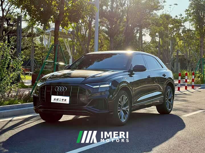 Audi Q8 55 TFSI Luxury Sport - ავტომობილი ჩინეთიდან