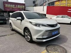 Toyota Sienna 2.5L Hybrid Platinum Edition - ფოტო 12