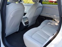 XPeng P7 Pure Electric 615 Max Flagship - ფოტო 11