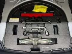 Toyota Corolla Hybrid 1.8H E-CVT Luxury - ფოტო 9