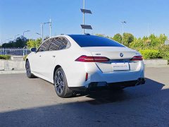 BMW 5 Series Facelift 525Li M Sport Package - ფოტო 6